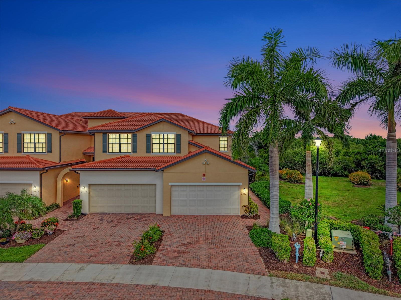 23321 AWABUKI DRIVE 8-102