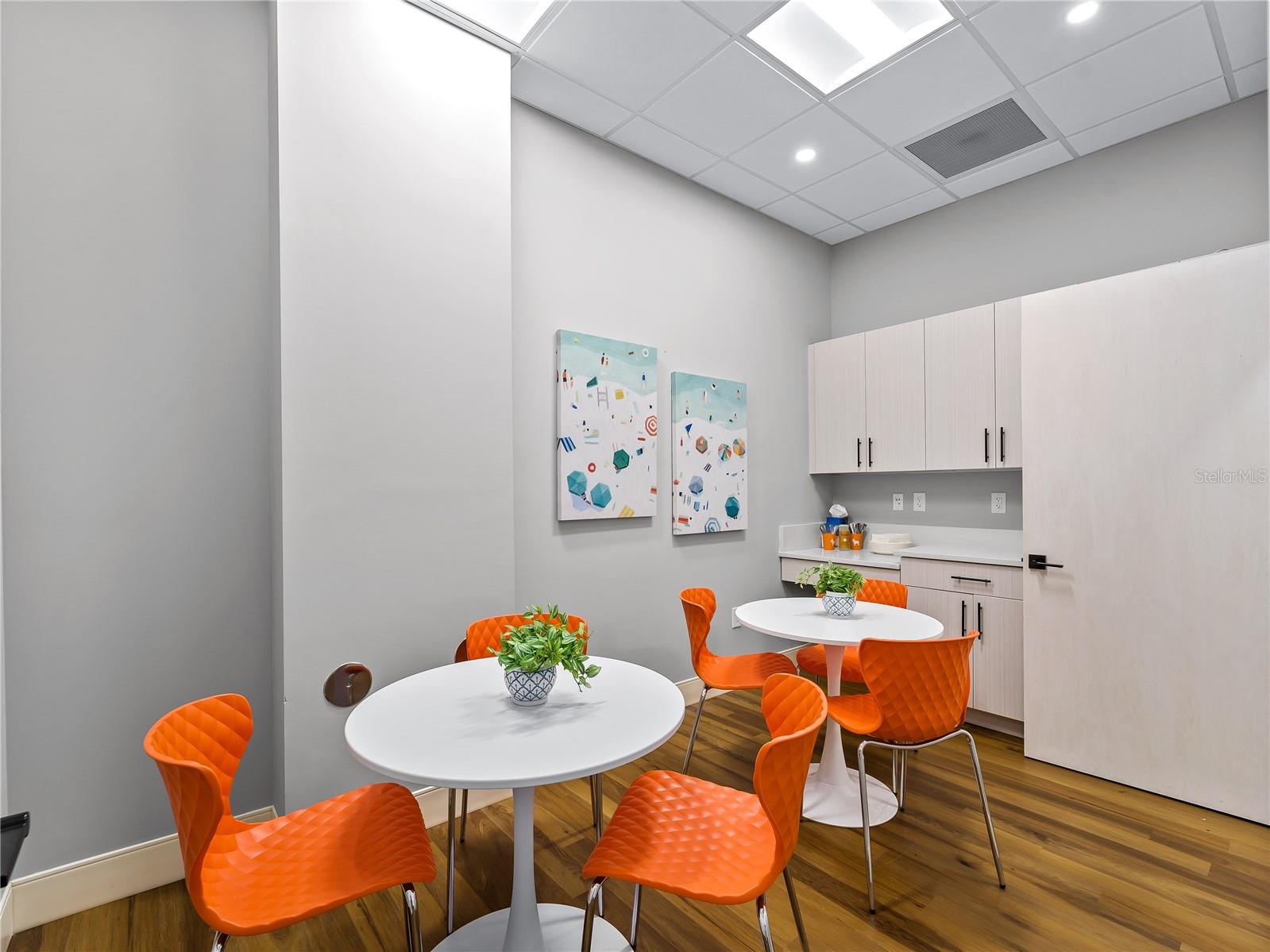 PHASE 2 OF BAY STREET - Commercial Sale