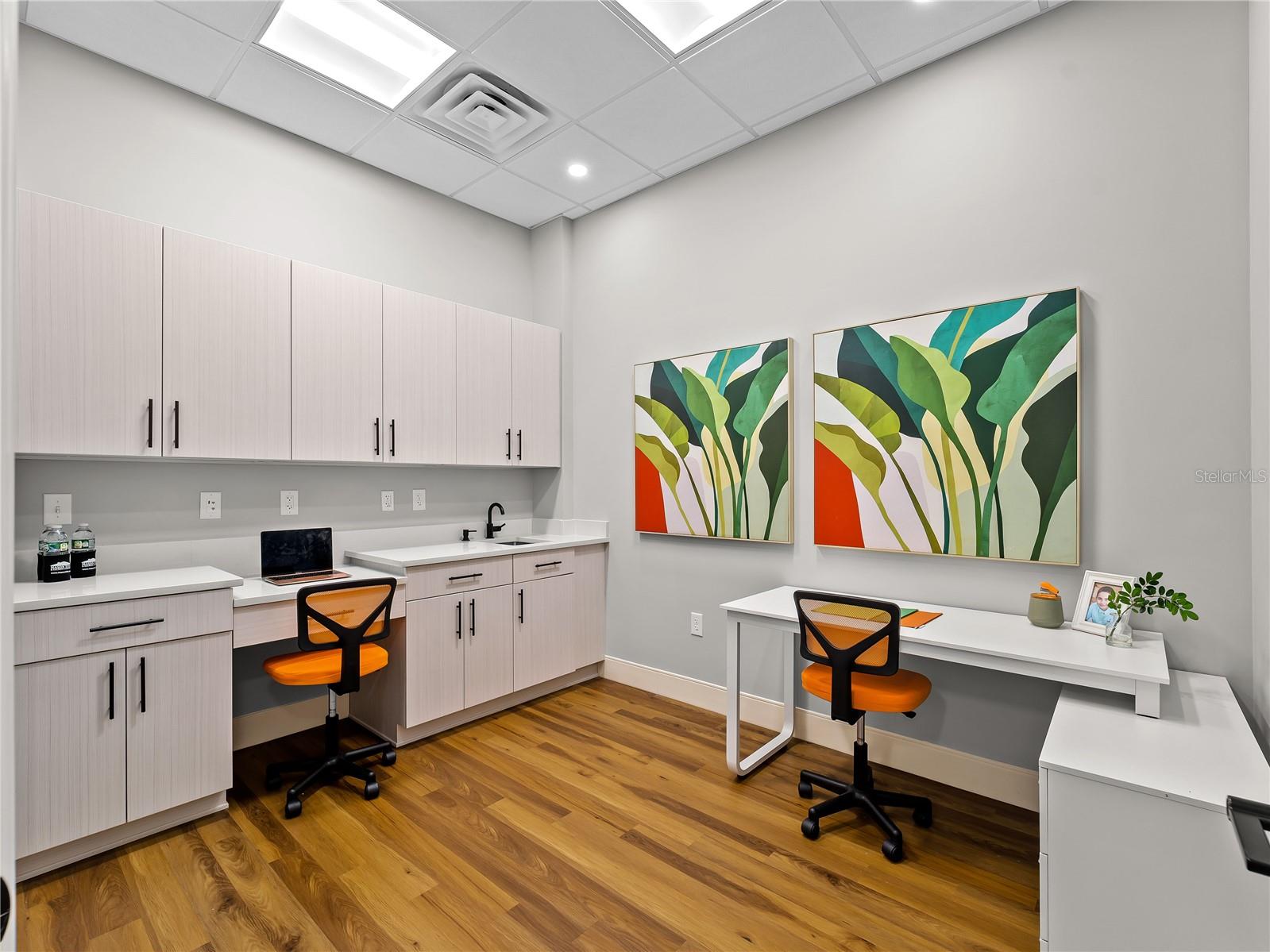 PHASE 2 OF BAY STREET - Commercial Sale