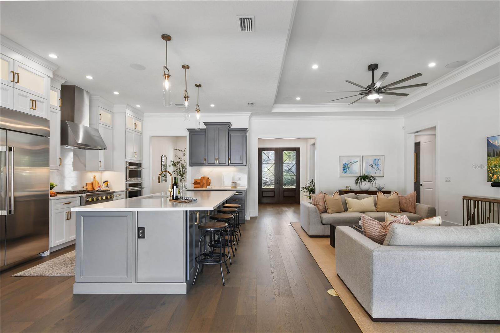 FONTAINEBLEAU - Residential