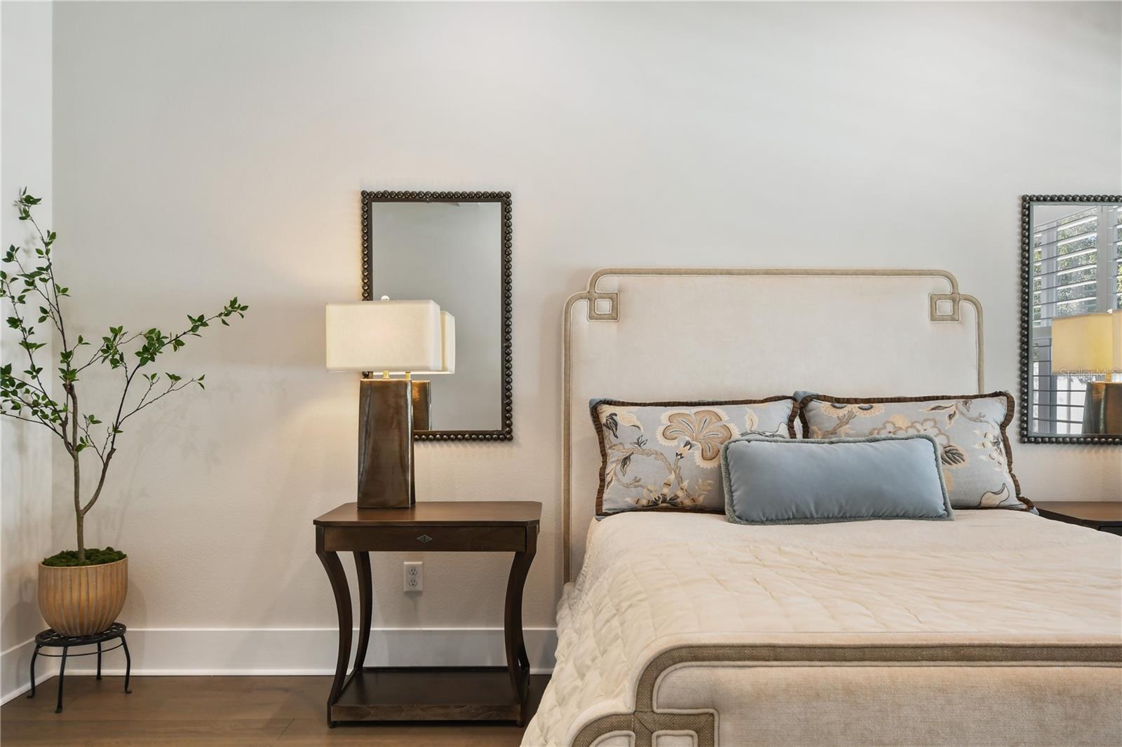 FONTAINEBLEAU - Residential