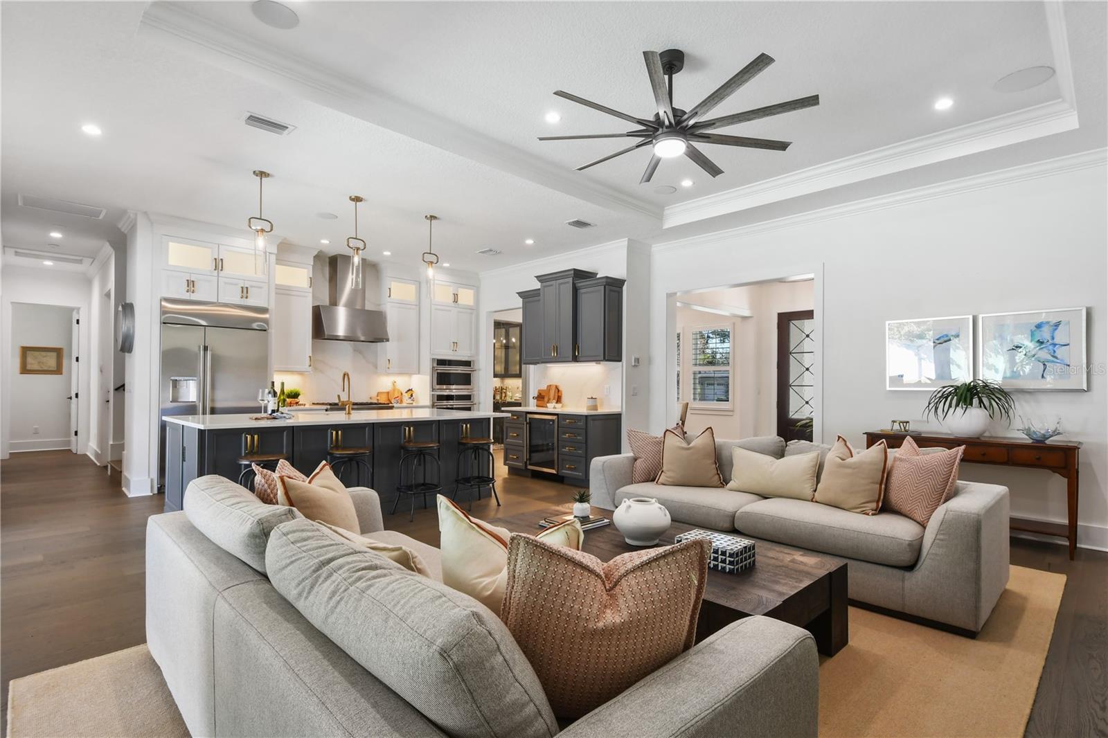 FONTAINEBLEAU - Residential