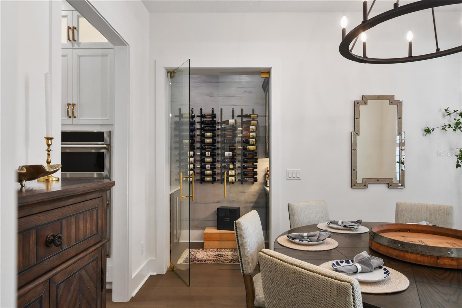 FONTAINEBLEAU - Residential