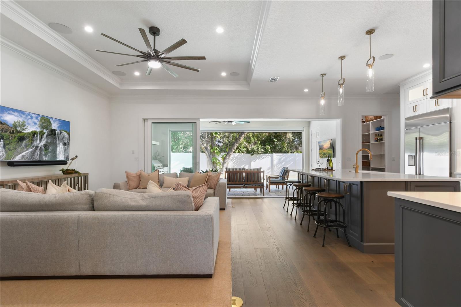 FONTAINEBLEAU - Residential