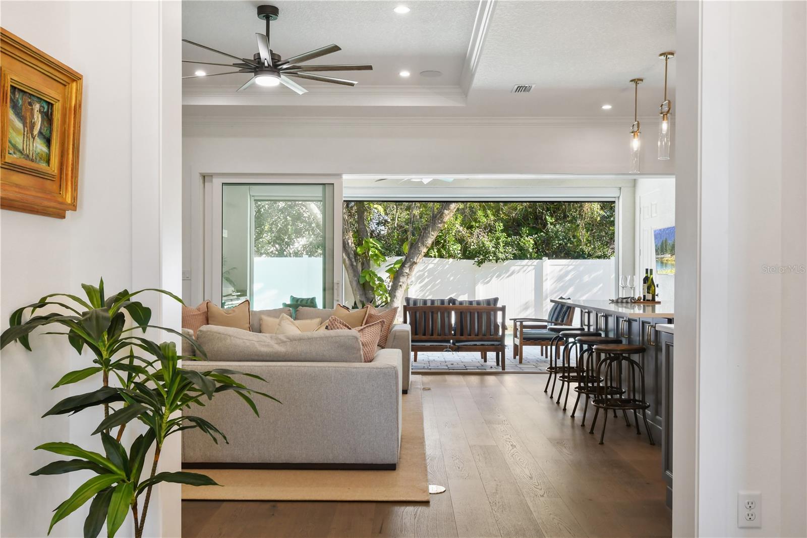 FONTAINEBLEAU - Residential