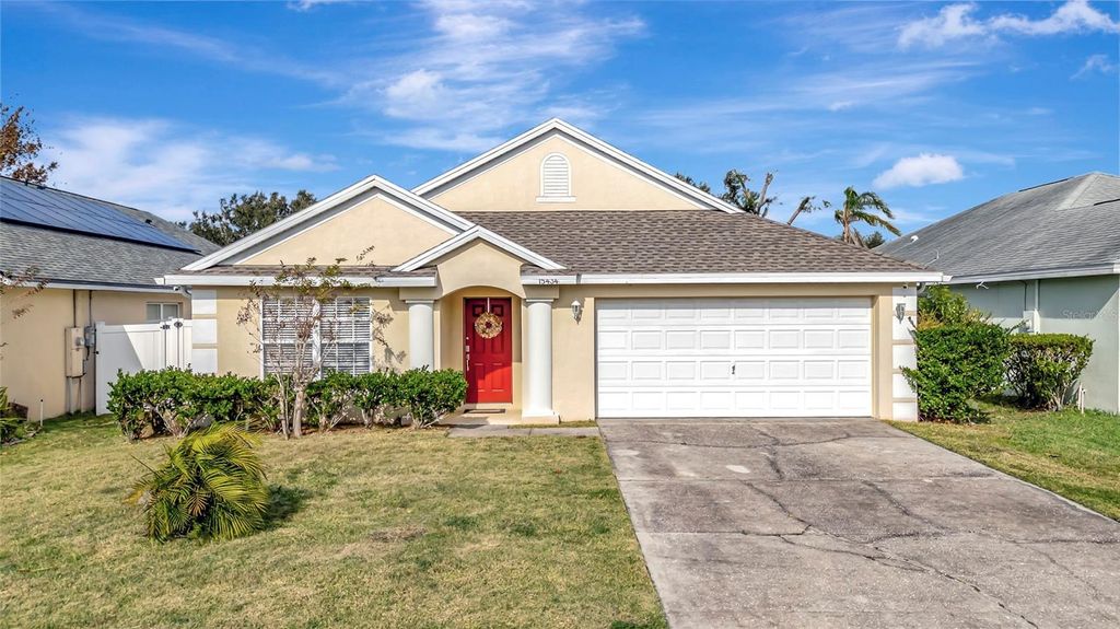 Photo of 15434 Markham Drive, Clermont, FL 34714 (MLS # G5105069)