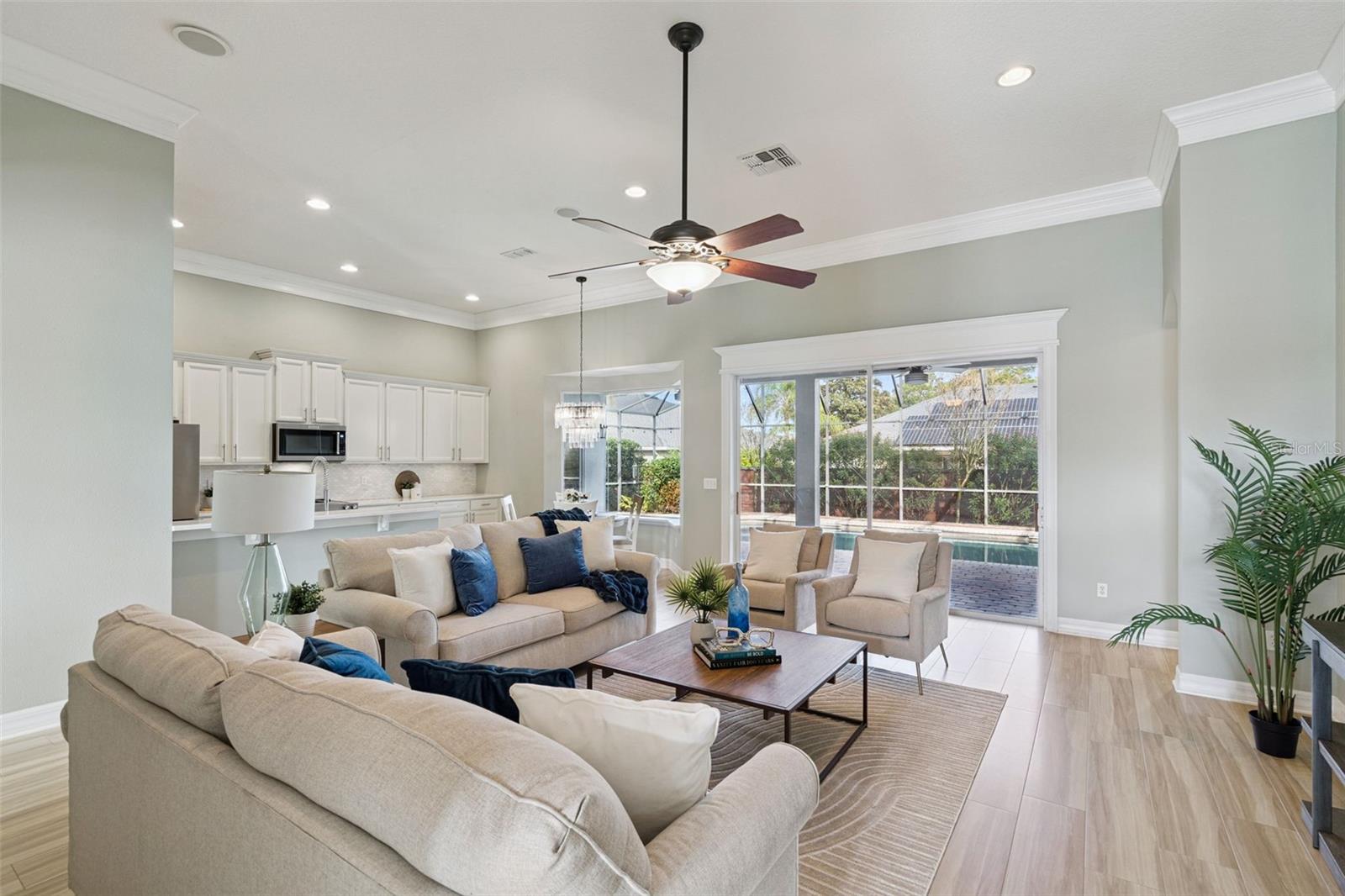 BUCKINGHAM ESTATES - Residential