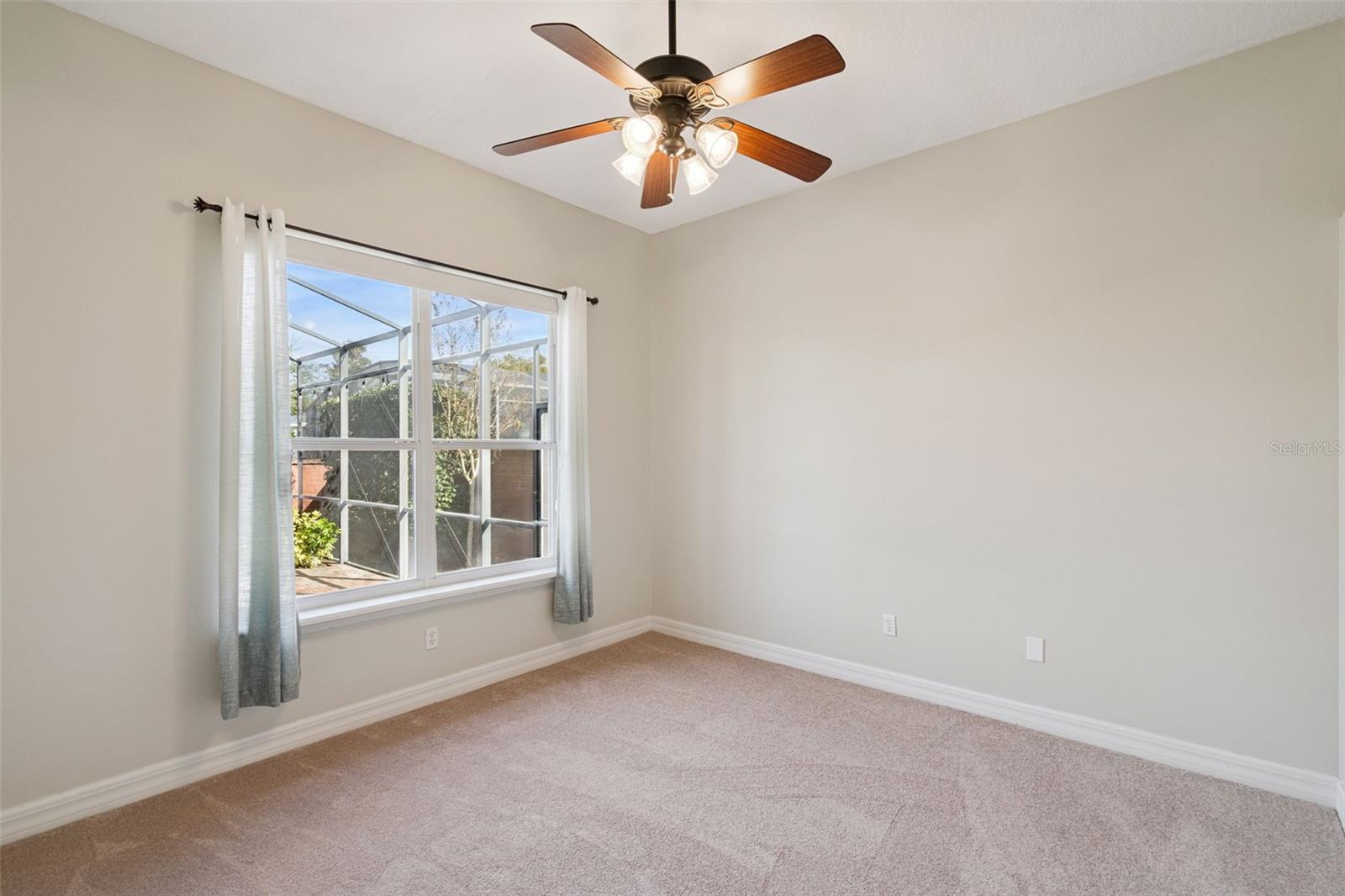 BUCKINGHAM ESTATES - Residential