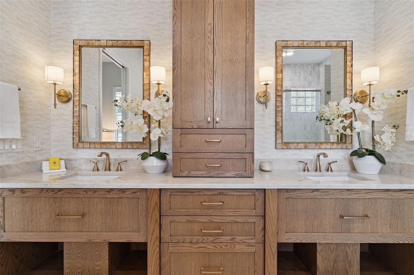 BUCKINGHAM ESTATES - Residential