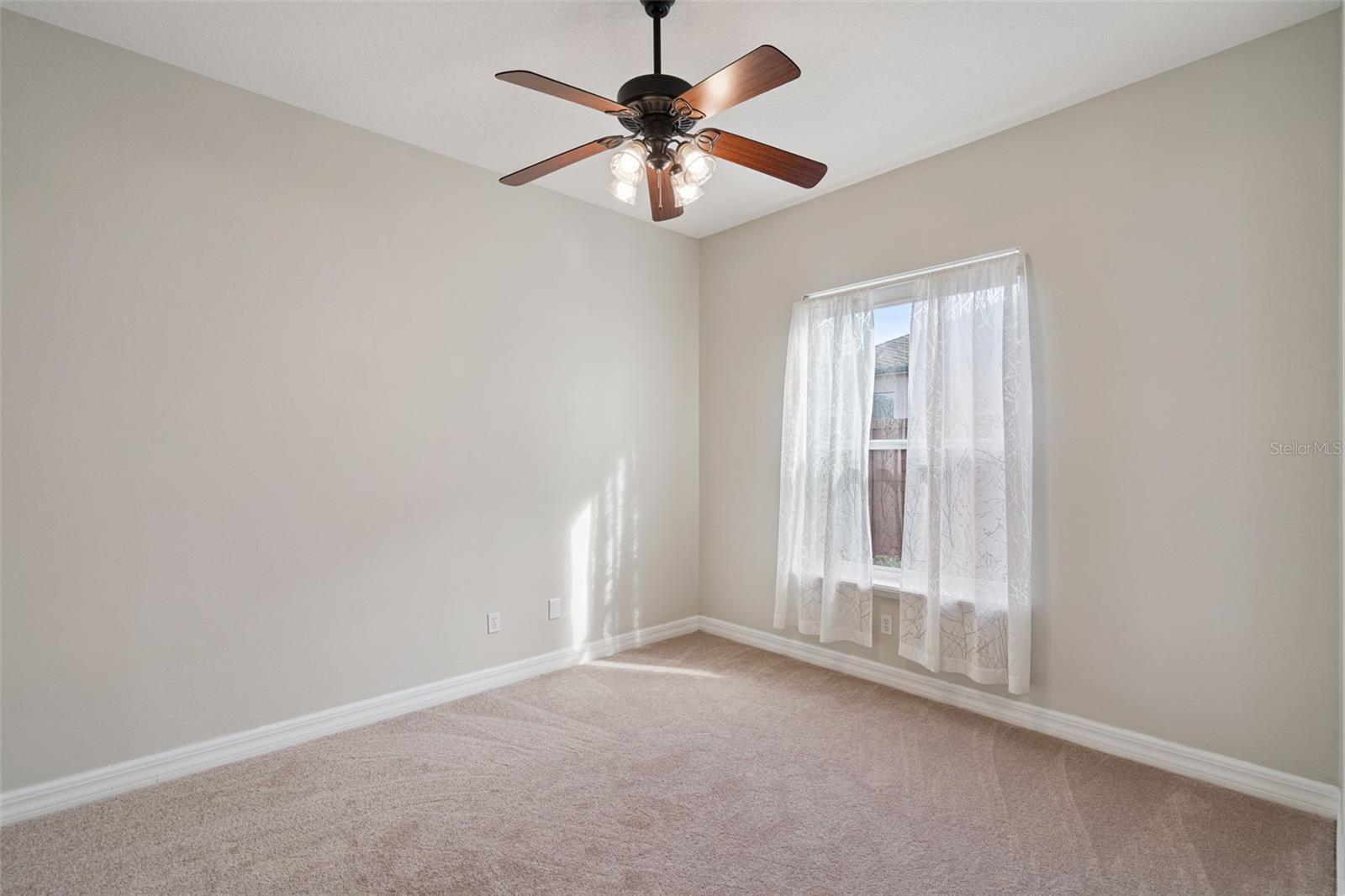 BUCKINGHAM ESTATES - Residential