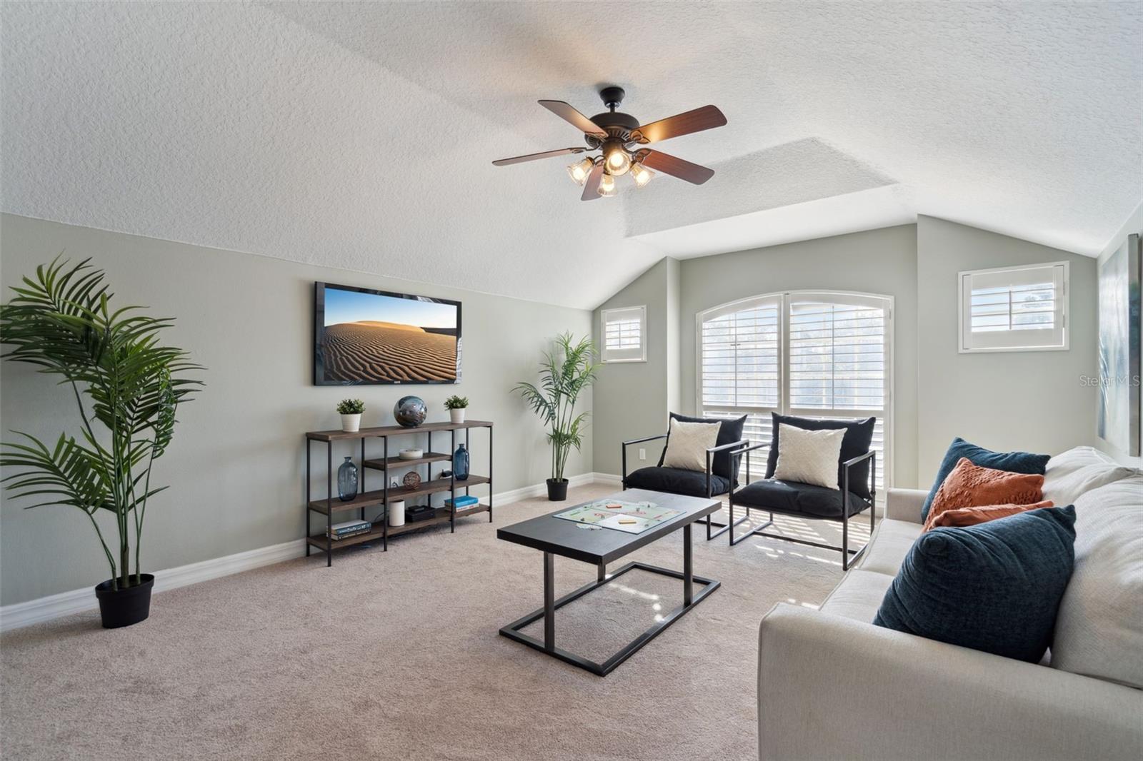 BUCKINGHAM ESTATES - Residential