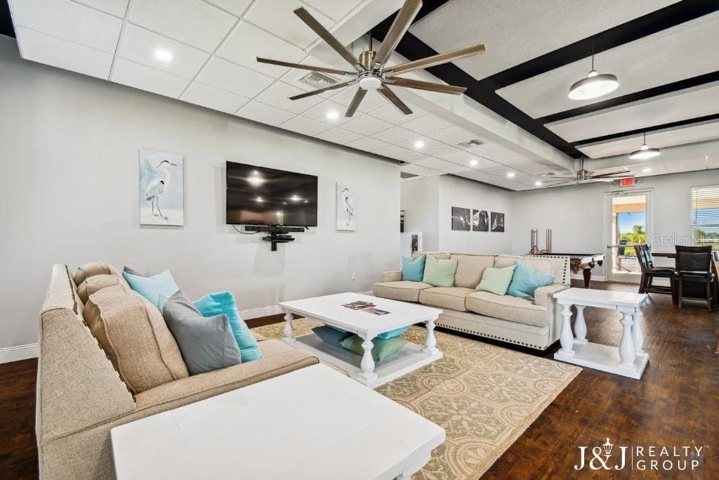 THORNTON CREEK MOTORCOACH RESORT - Residential