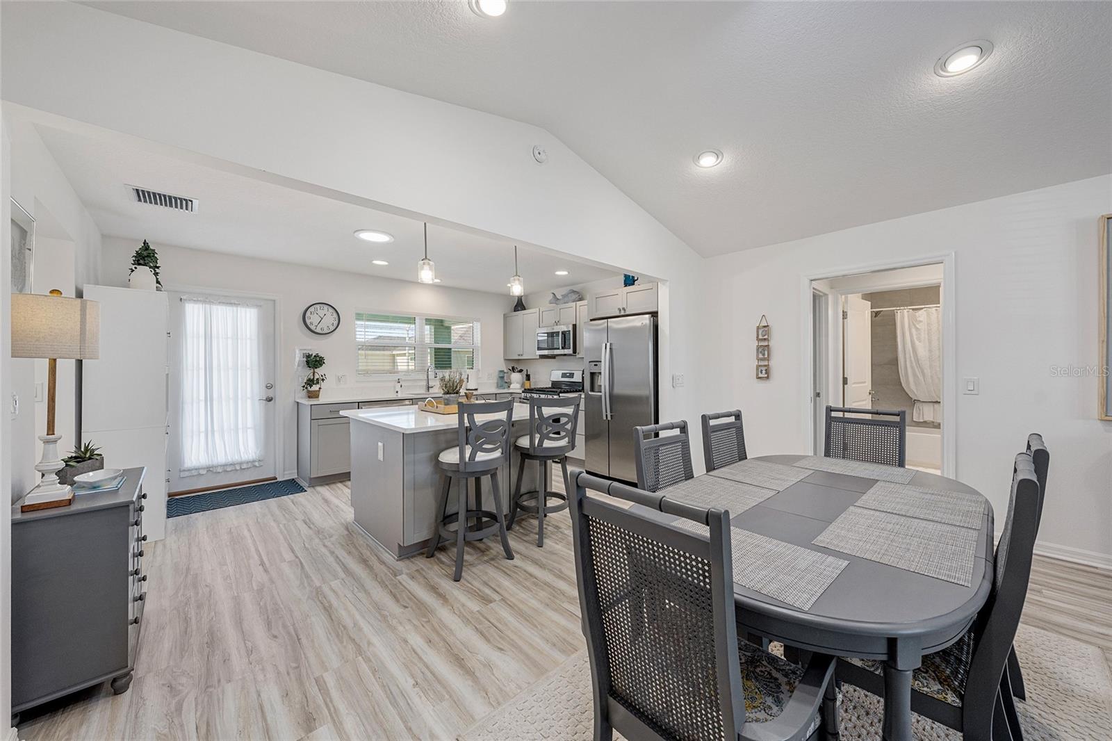 VILLAGES OF SOUTHERN OAKS - Residential