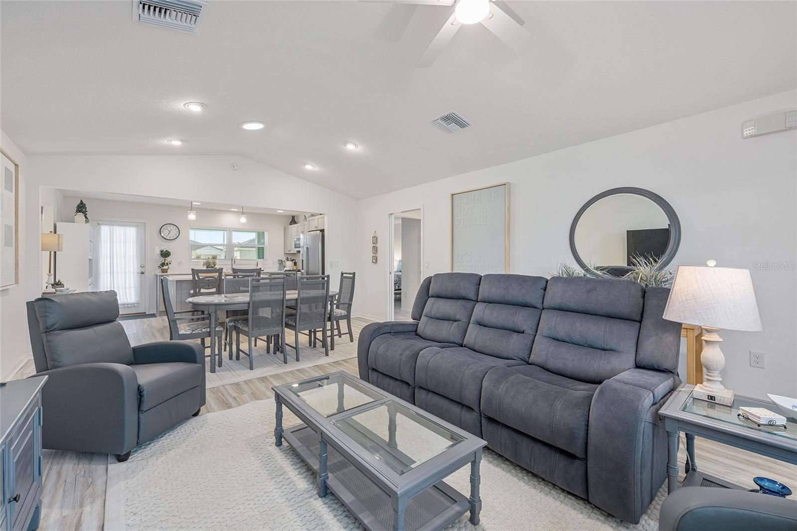 VILLAGES OF SOUTHERN OAKS - Residential