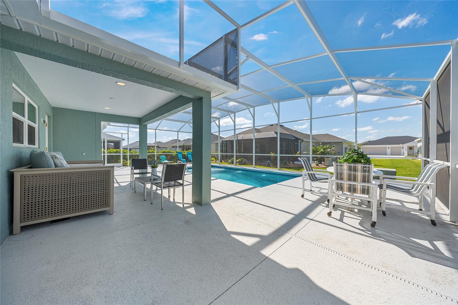 VILLAGES OF SOUTHERN OAKS - Residential