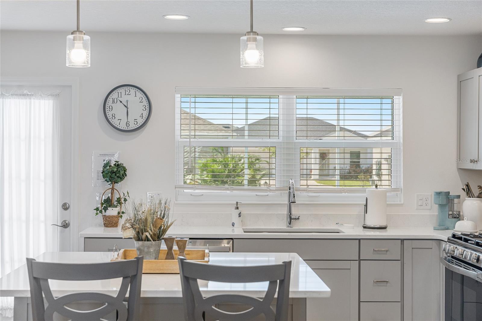 VILLAGES OF SOUTHERN OAKS - Residential