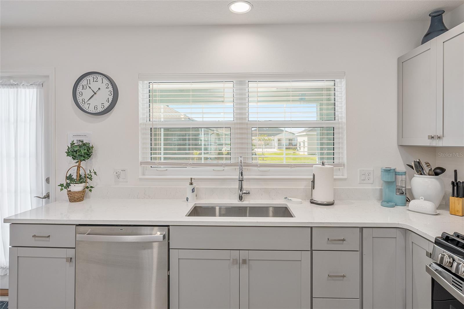 VILLAGES OF SOUTHERN OAKS - Residential