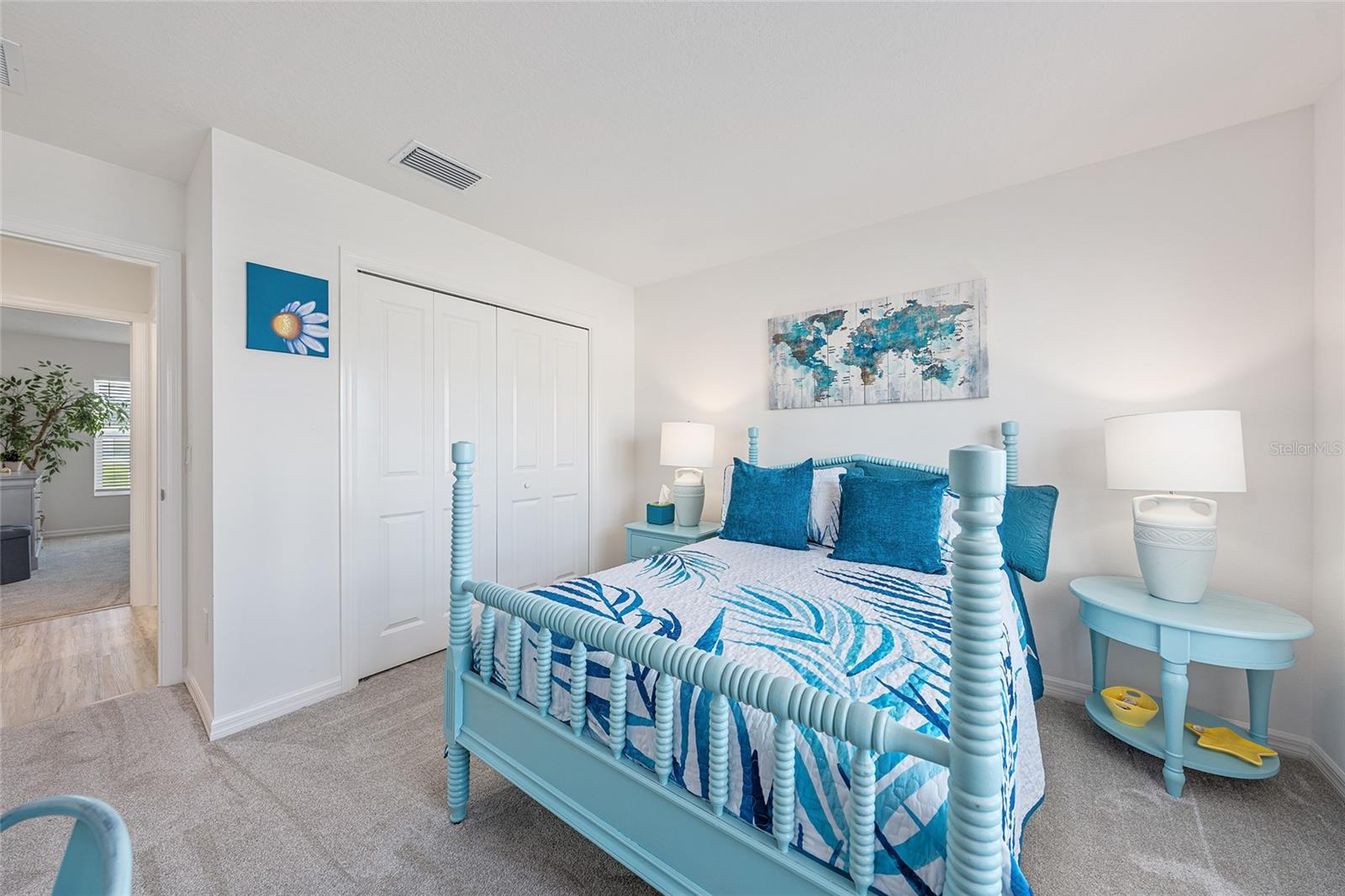 VILLAGES OF SOUTHERN OAKS - Residential