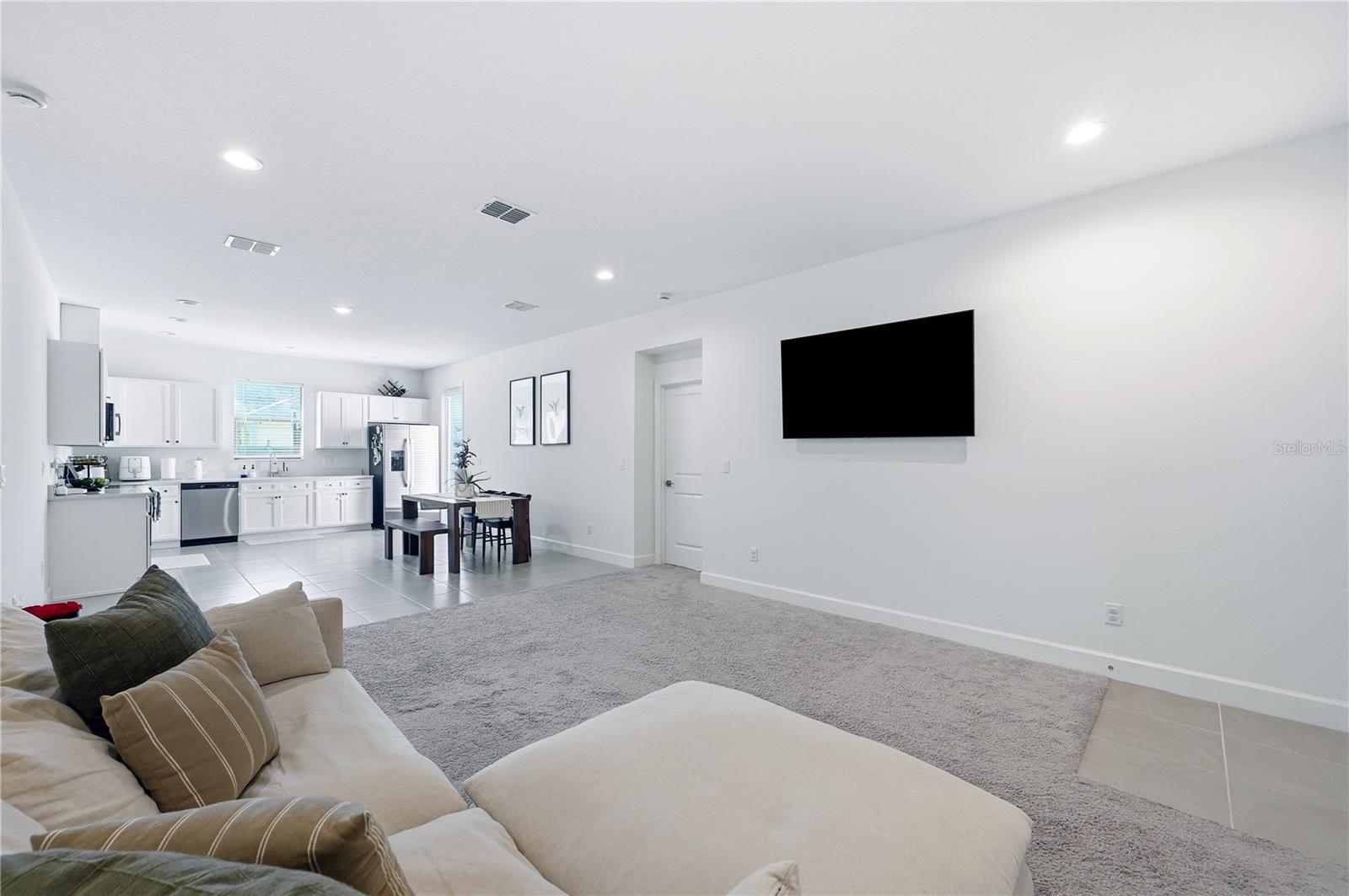 SPRING HILL - Residential Lease