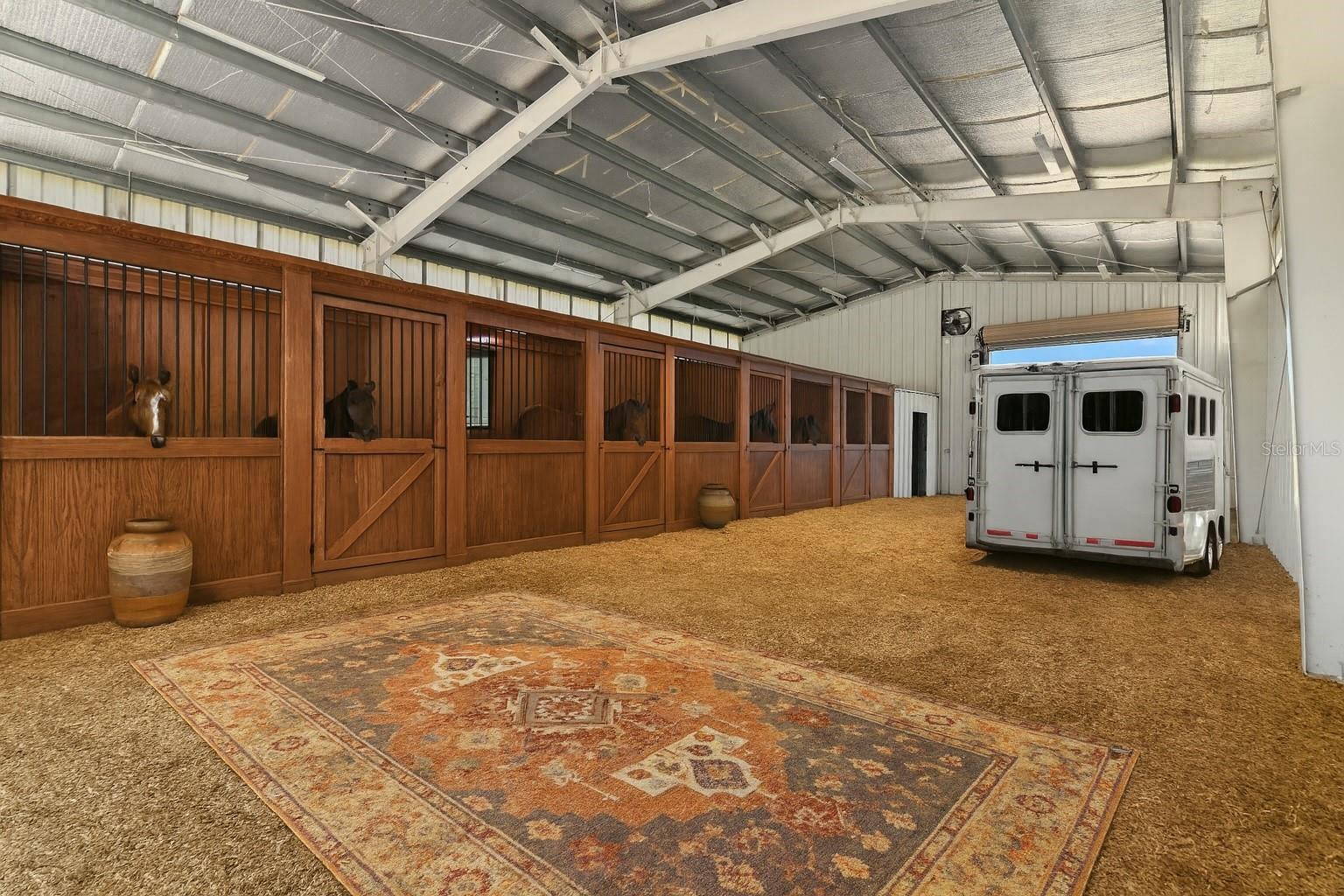 MAMMOTH GROVE - Residential