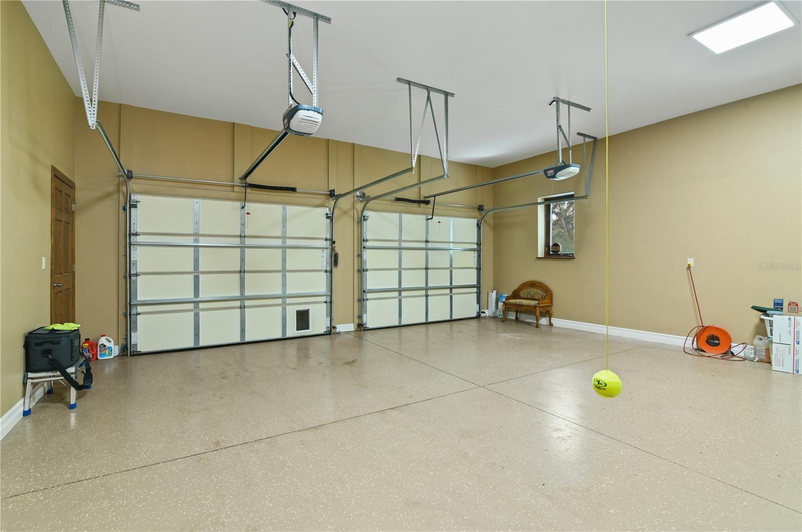 MAMMOTH GROVE - Residential