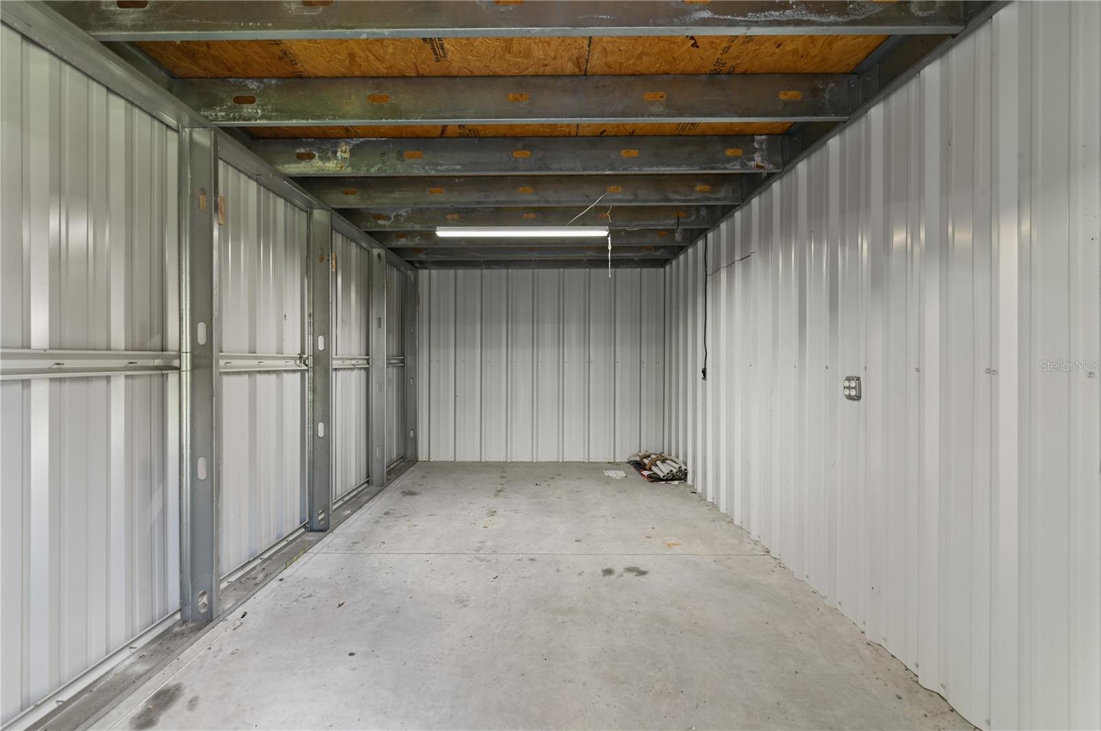 MAMMOTH GROVE - Residential