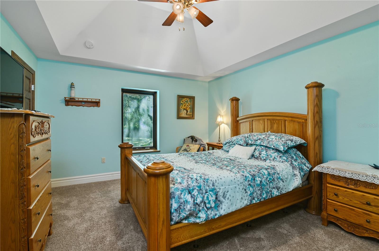 MAMMOTH GROVE - Residential