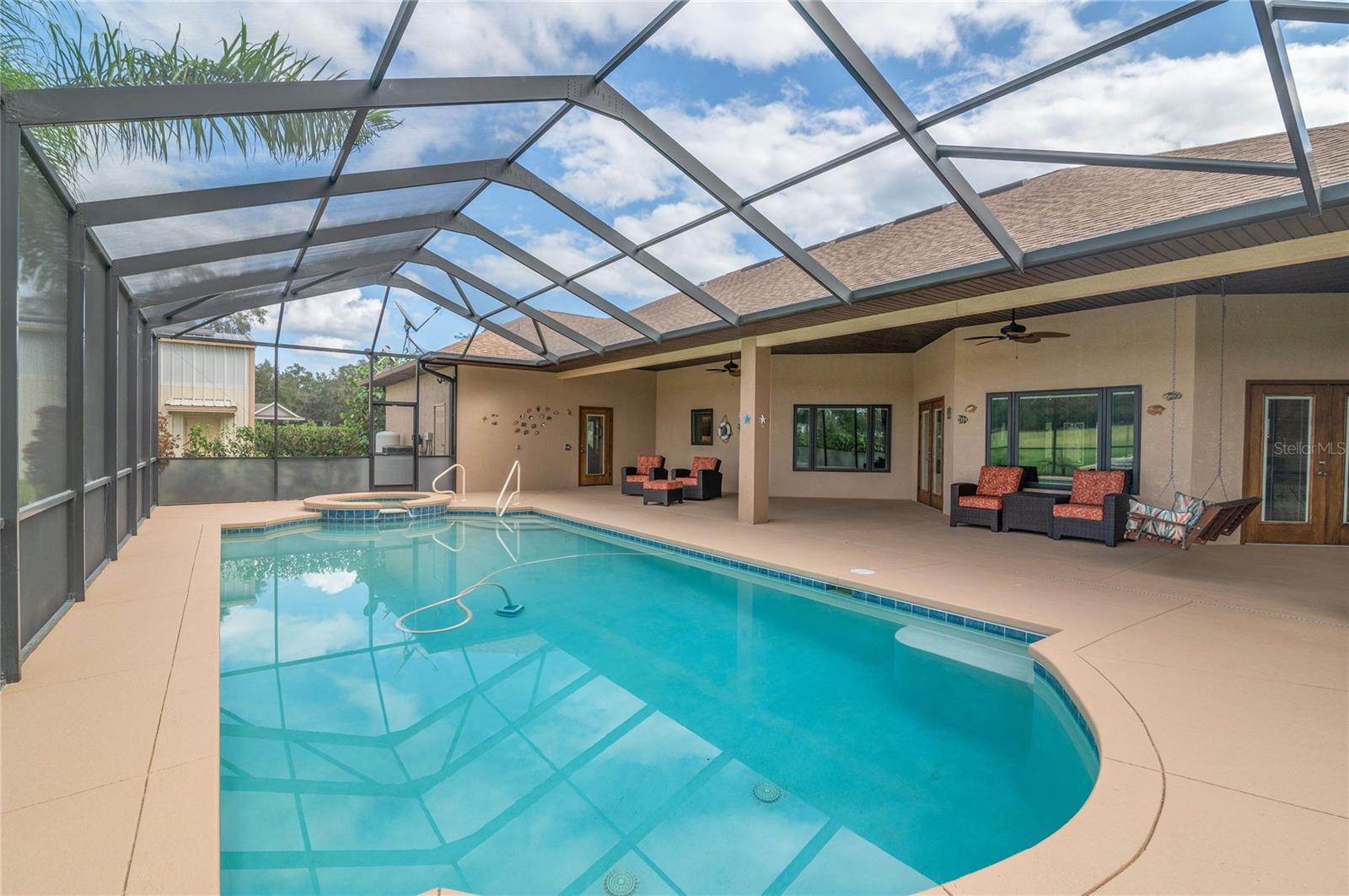 MAMMOTH GROVE - Residential