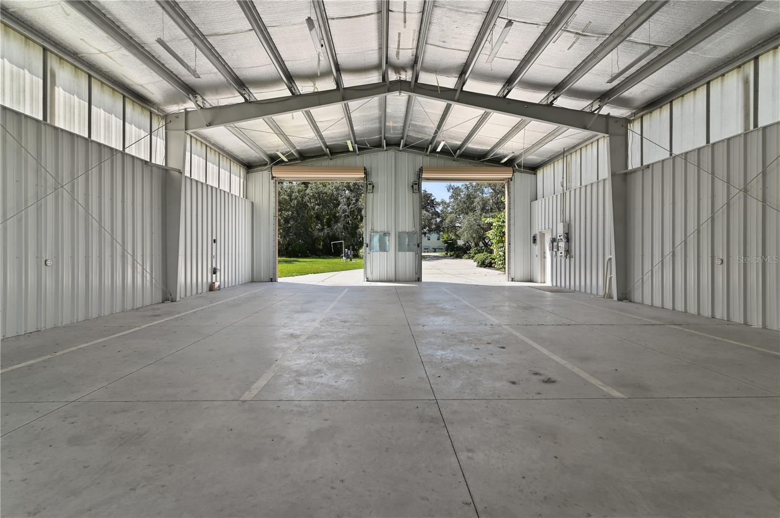 MAMMOTH GROVE - Residential