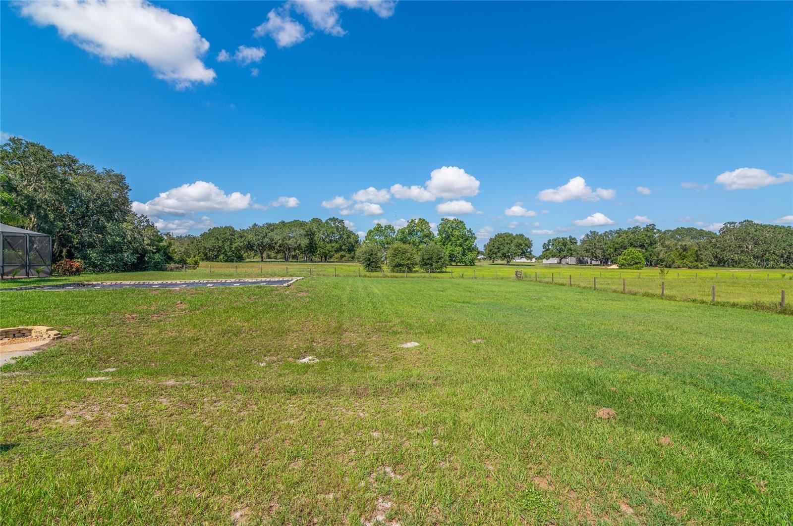 MAMMOTH GROVE - Residential