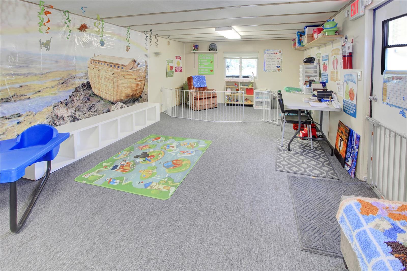 EDWARD REEVES - Commercial Sale