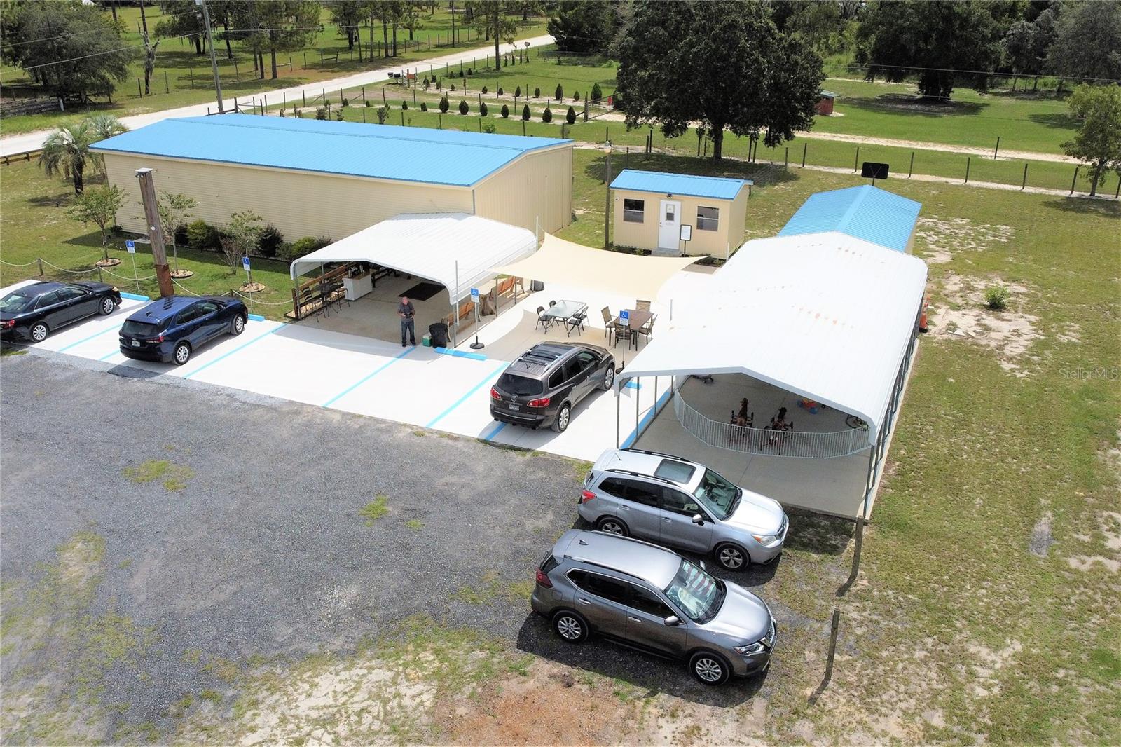 EDWARD REEVES - Commercial Sale