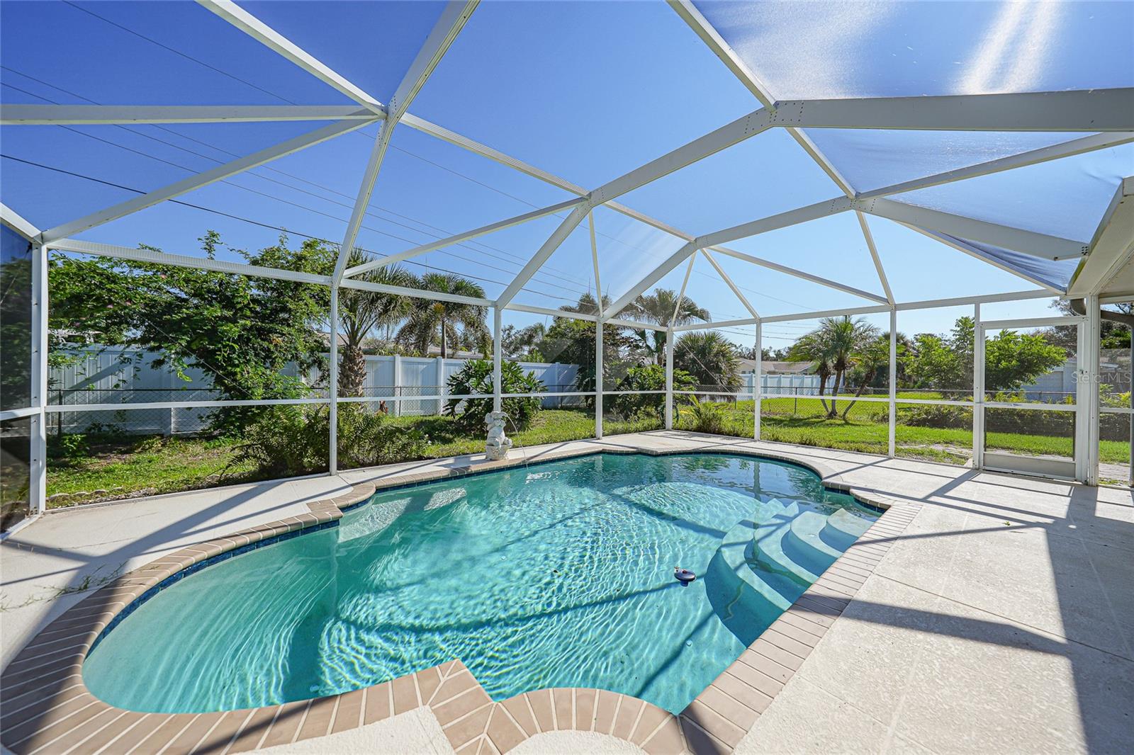 460 PALM CREEK DRIVE
