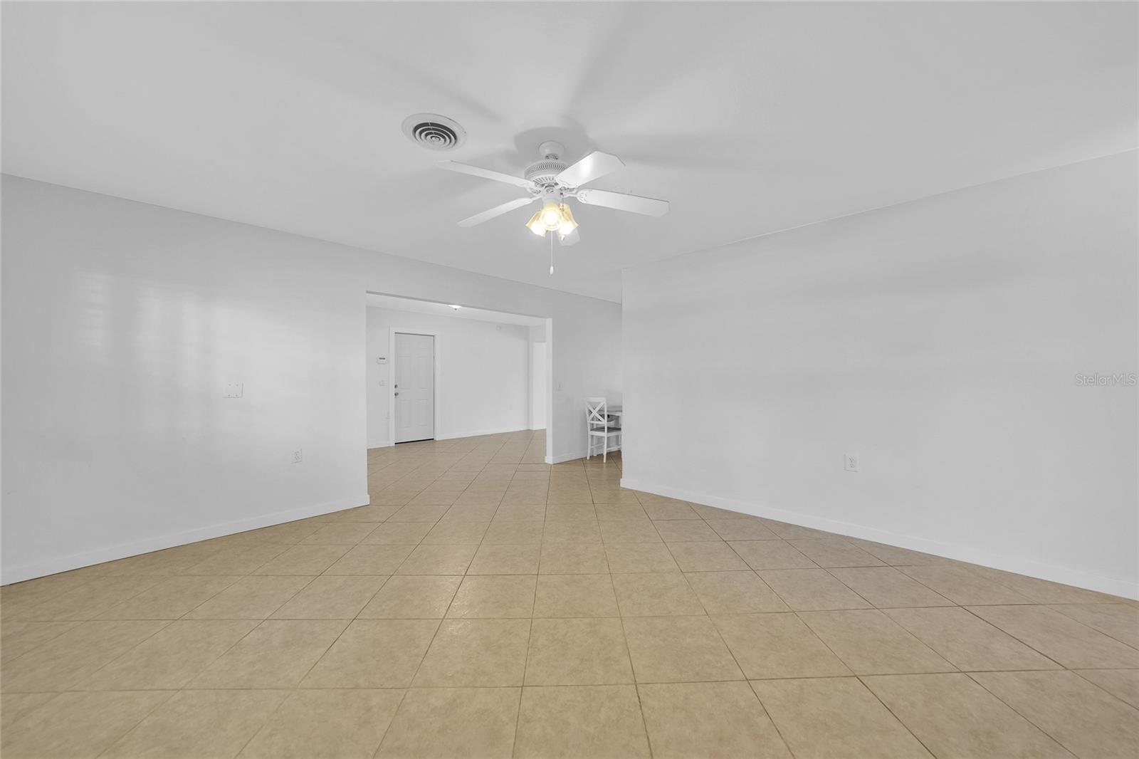 460 PALM CREEK DRIVE