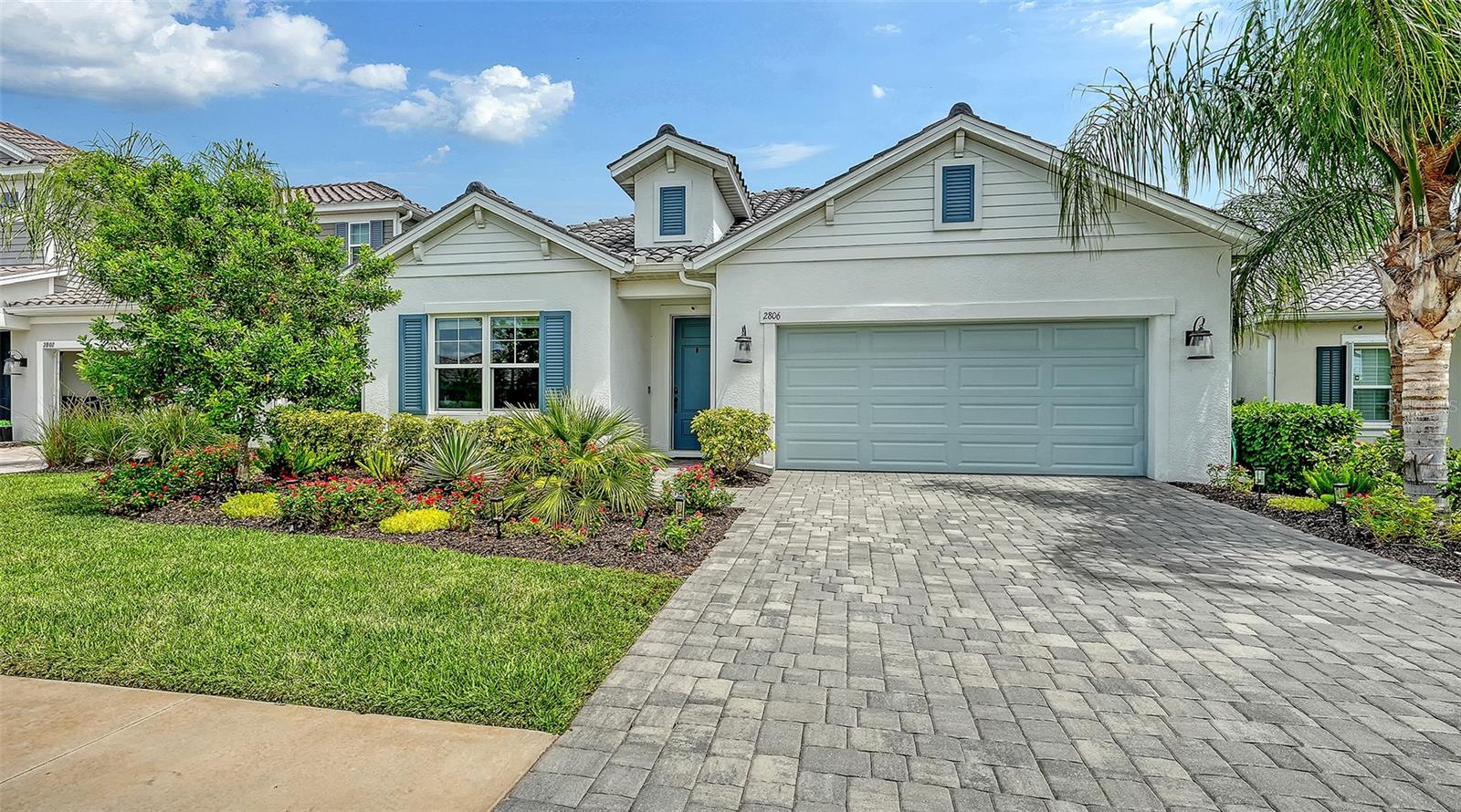 2806 BUTTERFLY JASMINE TRAIL
