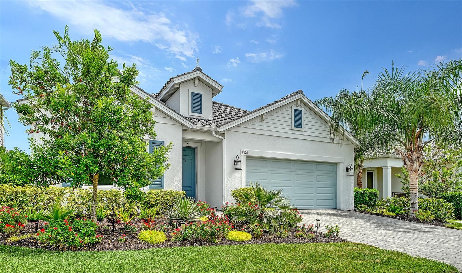 2806 BUTTERFLY JASMINE TRAIL