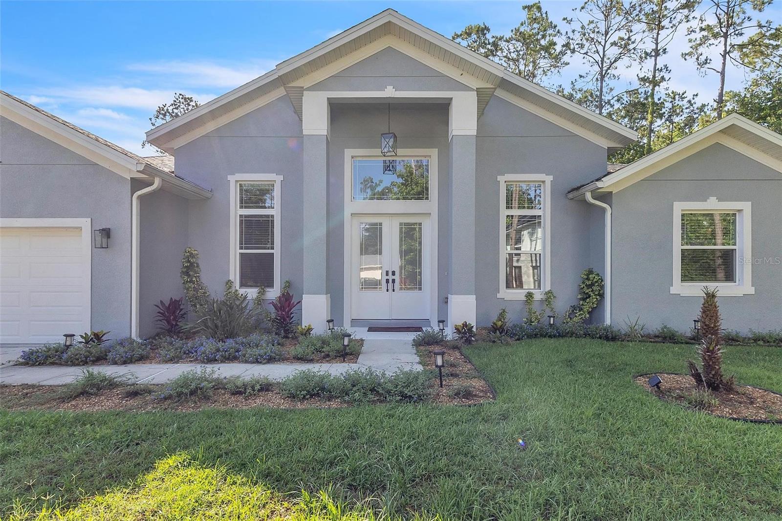 17 ZEPHYR LILY PLACE