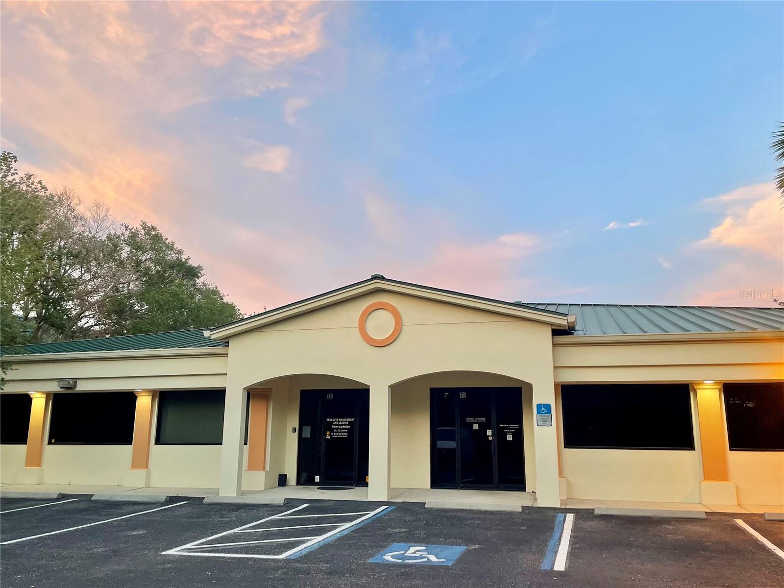 INTERNATIONAL TRADE BLDG SARASOTA - Commercial Sale