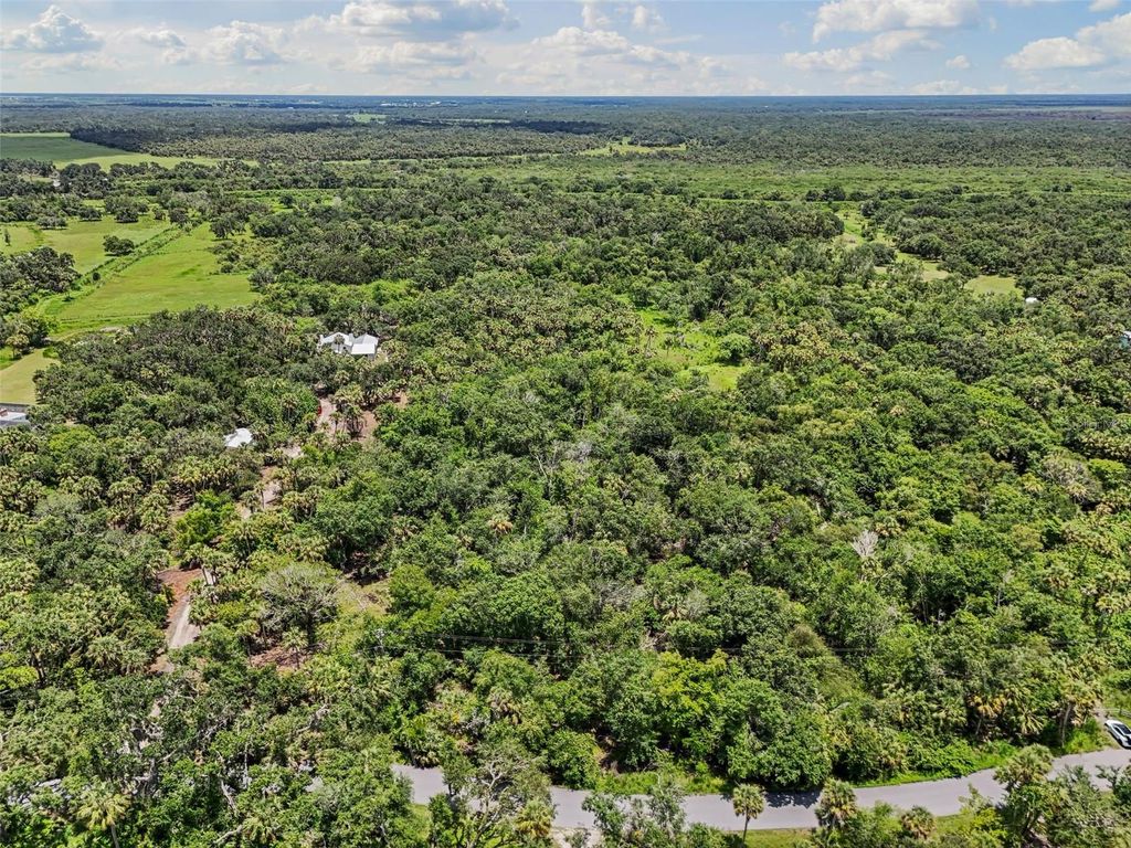 Photo of 0 Hidden River Rd, Sarasota, FL 34240 (MLS # A4656689)