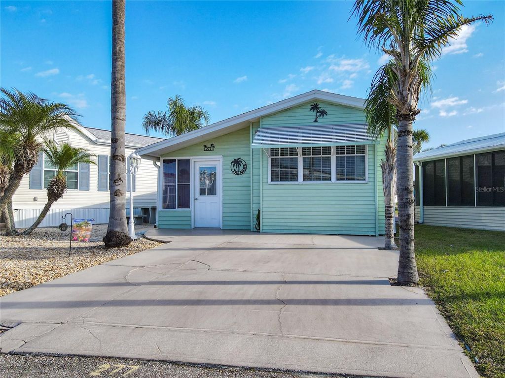 Photo of 9000 Us Highway 192 #277, Clermont, FL 34714 (MLS # S5140408)