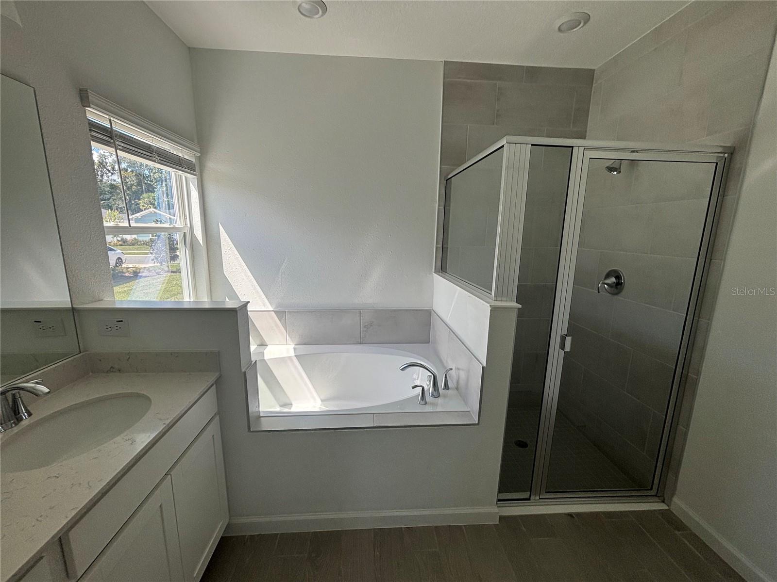 HEATH PRESERVE PH 1 & 2 - Residential Lease