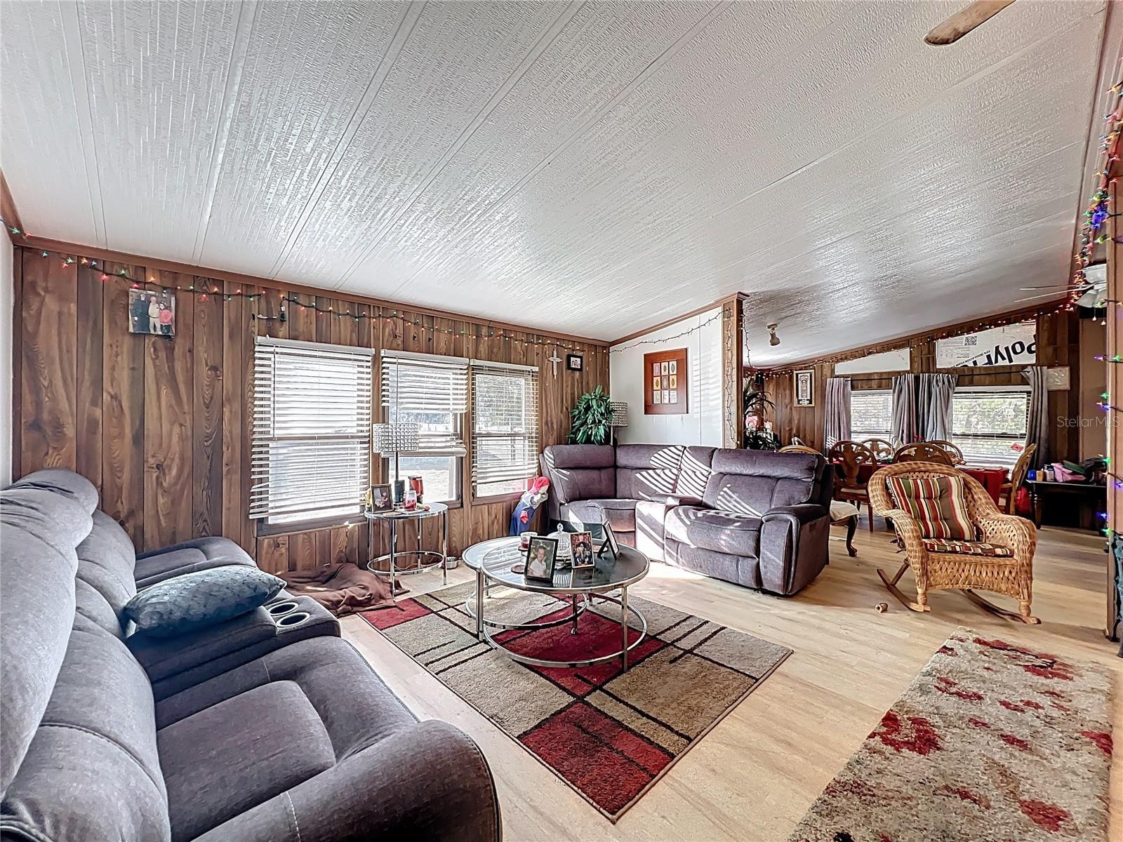 LAKEVIEW PARK - Residential