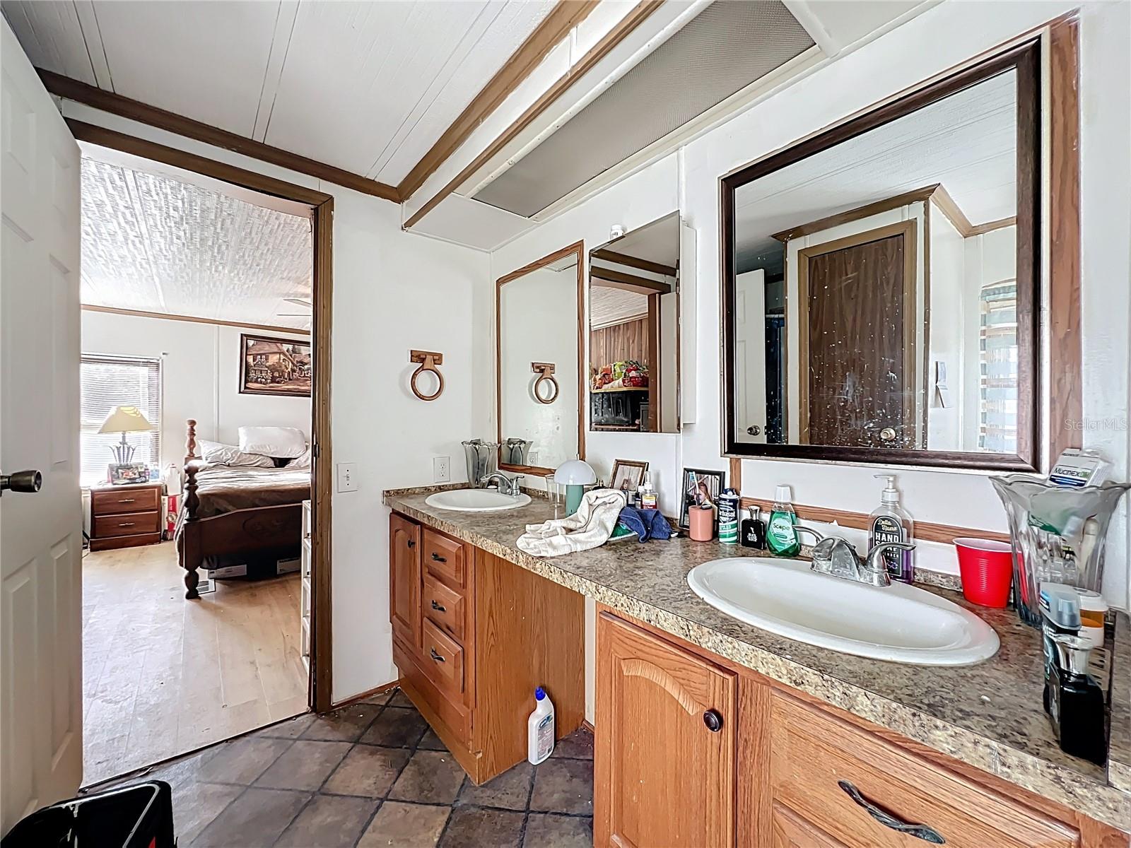 LAKEVIEW PARK - Residential