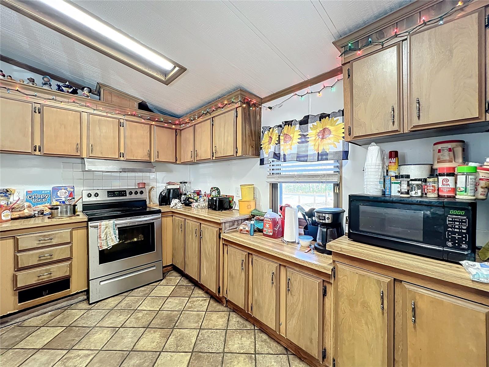 LAKEVIEW PARK - Residential