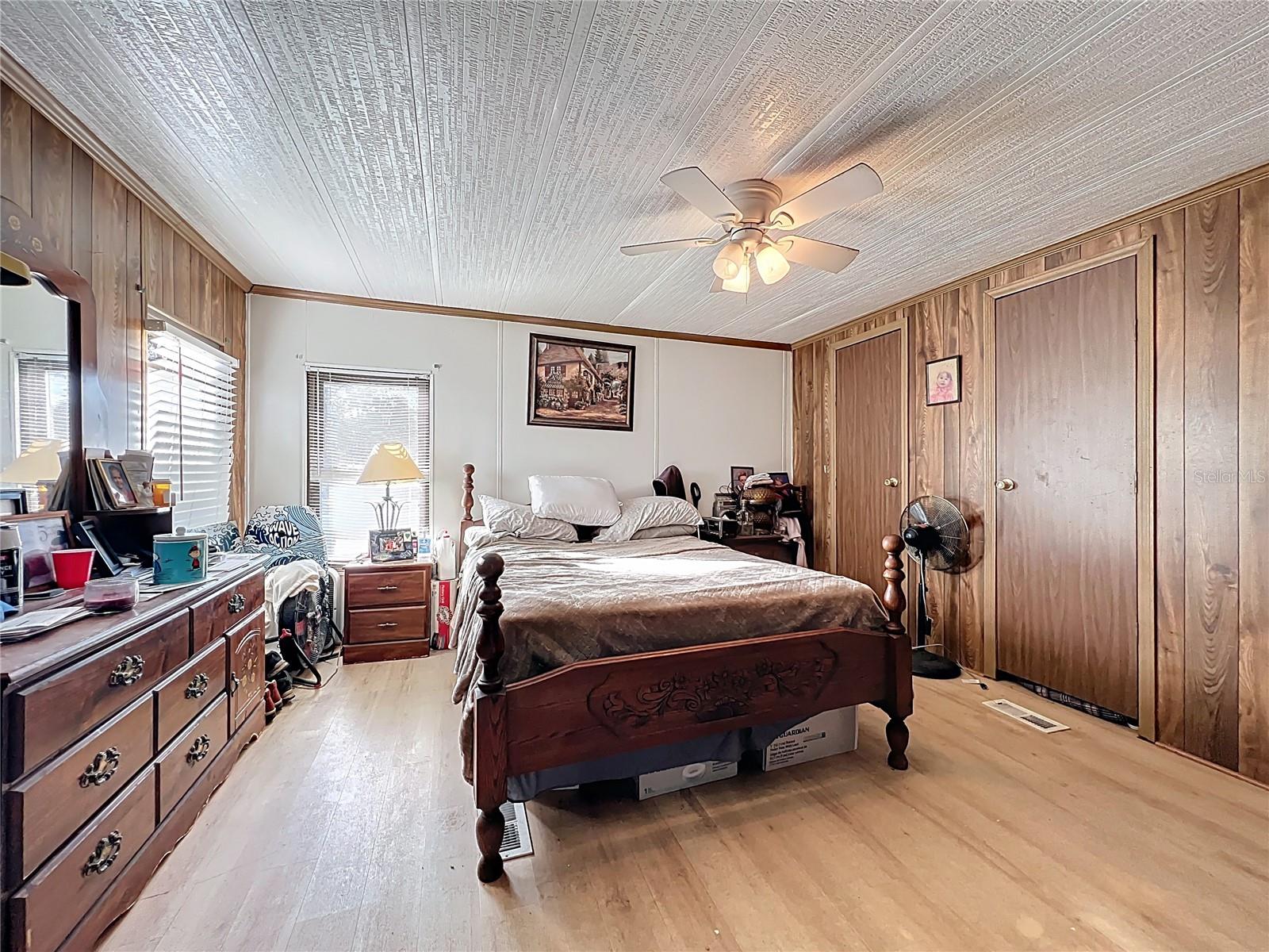 LAKEVIEW PARK - Residential