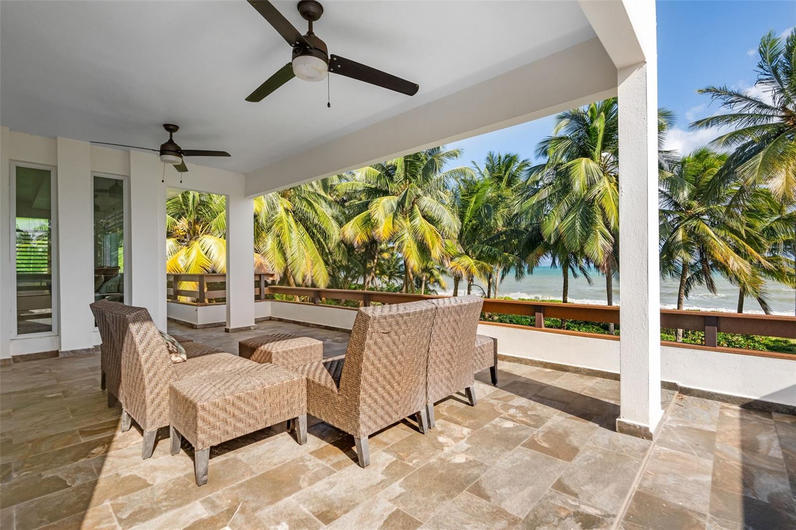 PUNTA SANTIAGO - Residential
