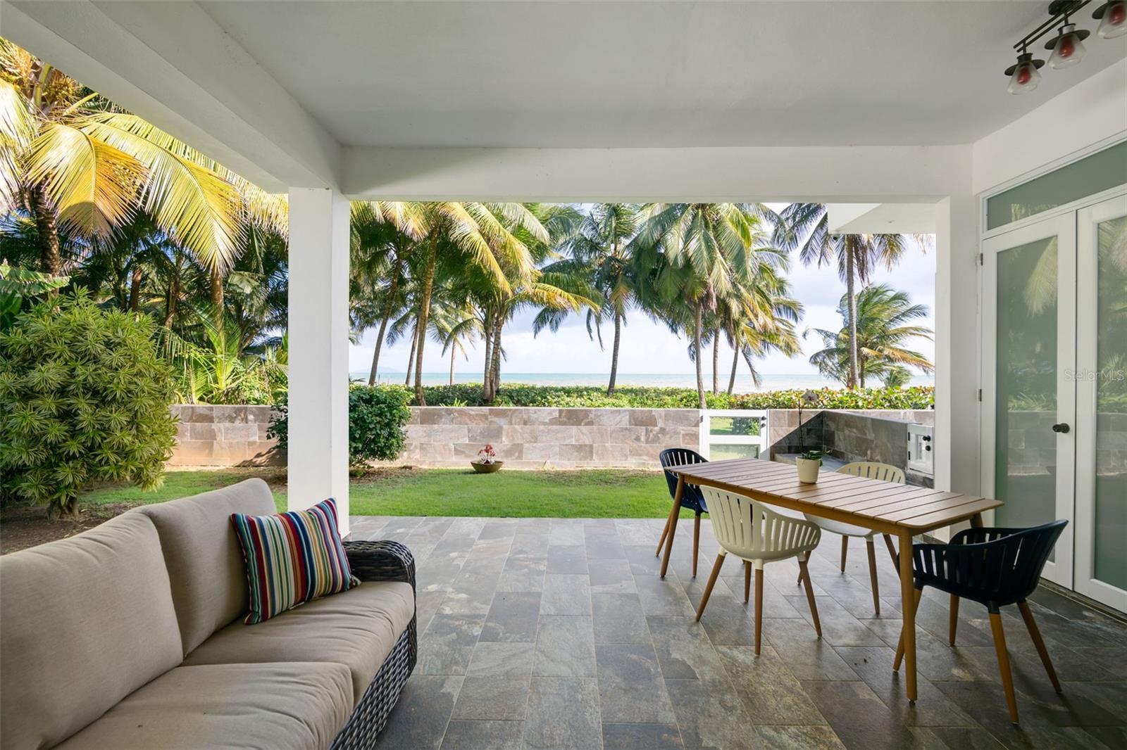 PUNTA SANTIAGO - Residential