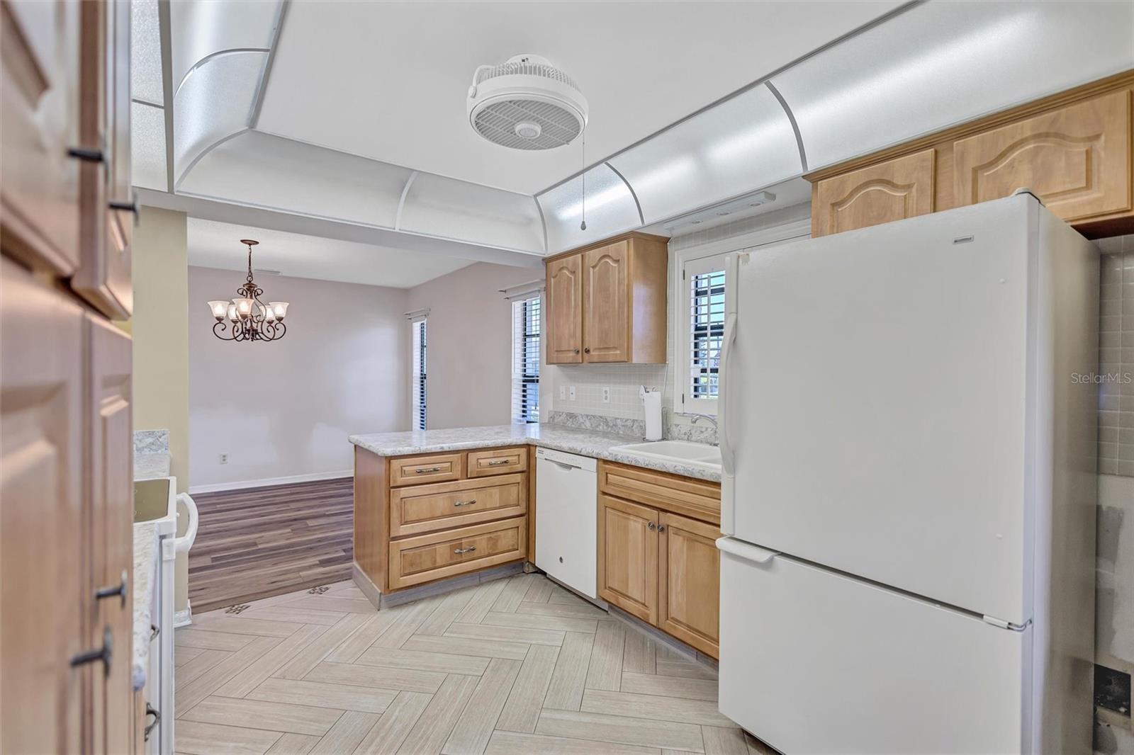 LANCASTER I CONDO - Residential