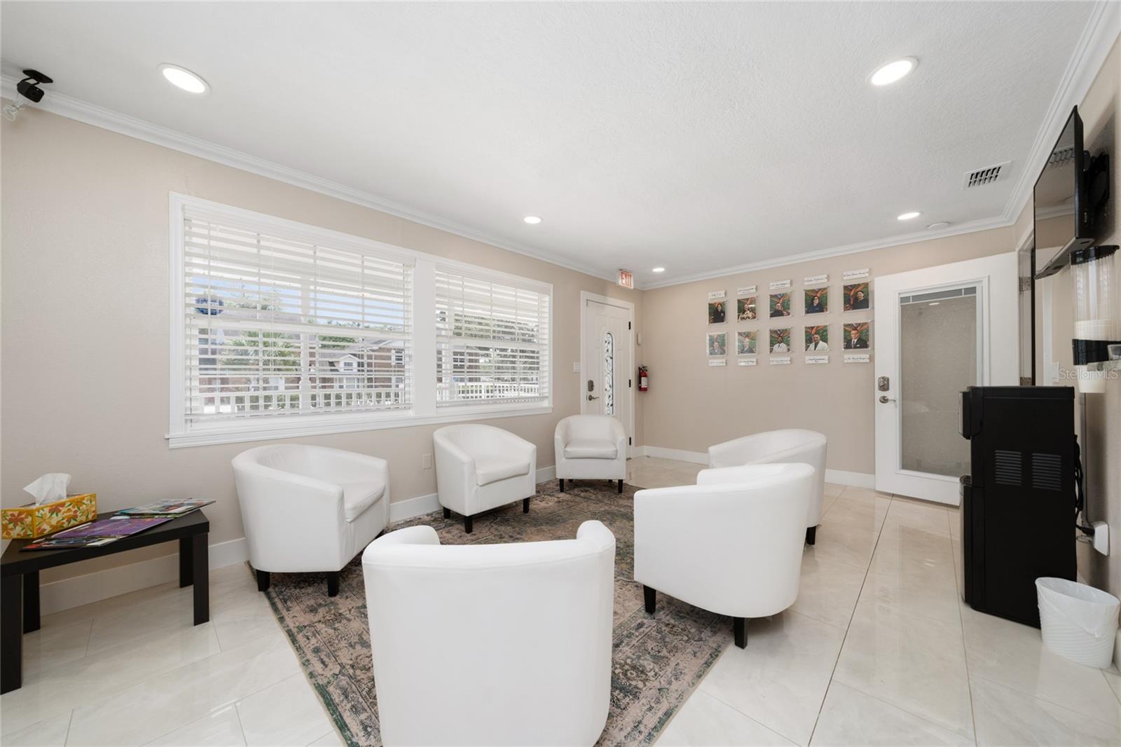 HOME EXCHANGE - Commercial Sale