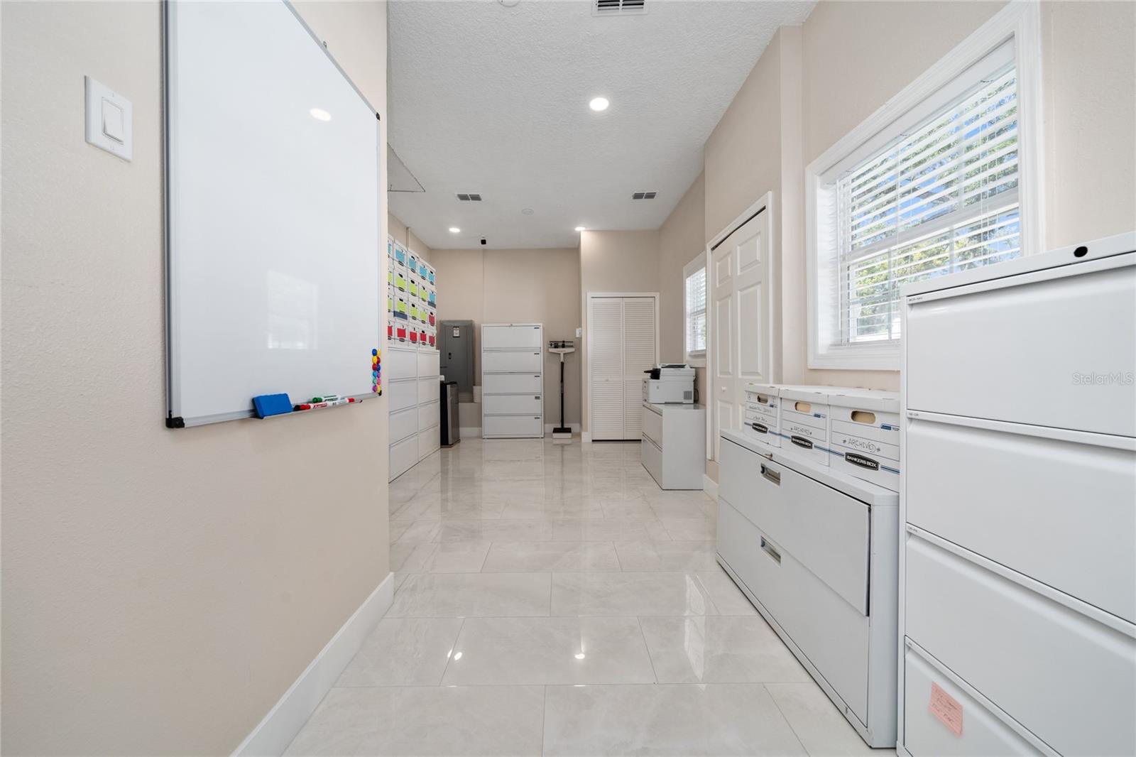 HOME EXCHANGE - Commercial Sale